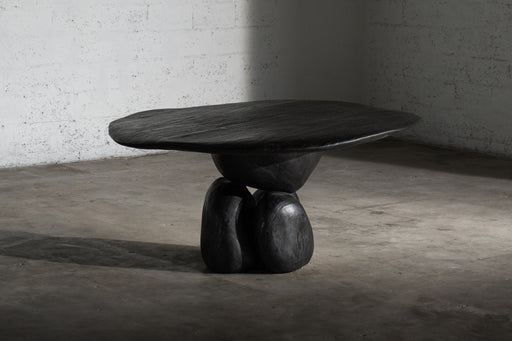 Round Sculpture Table