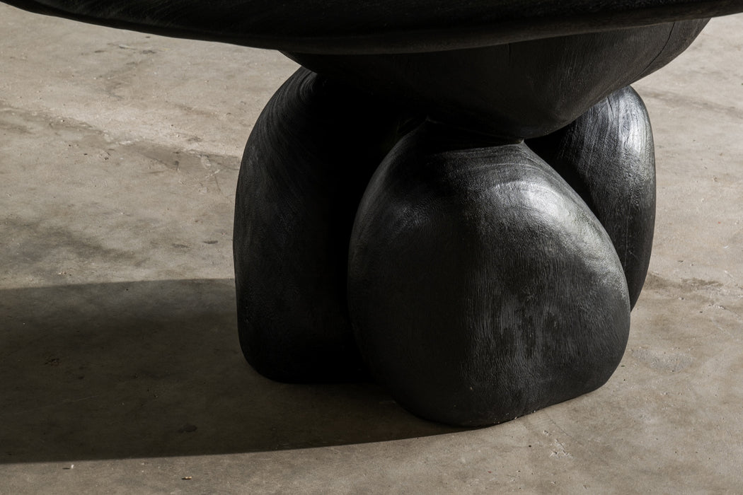 Round Sculpture Table