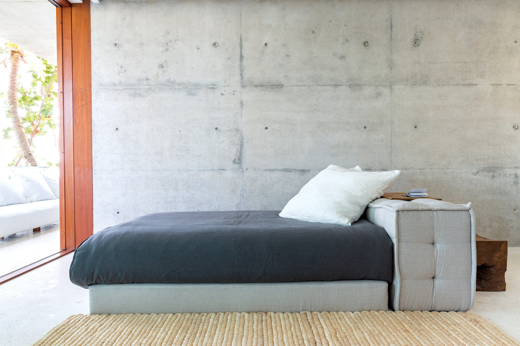 Cubo Bed
